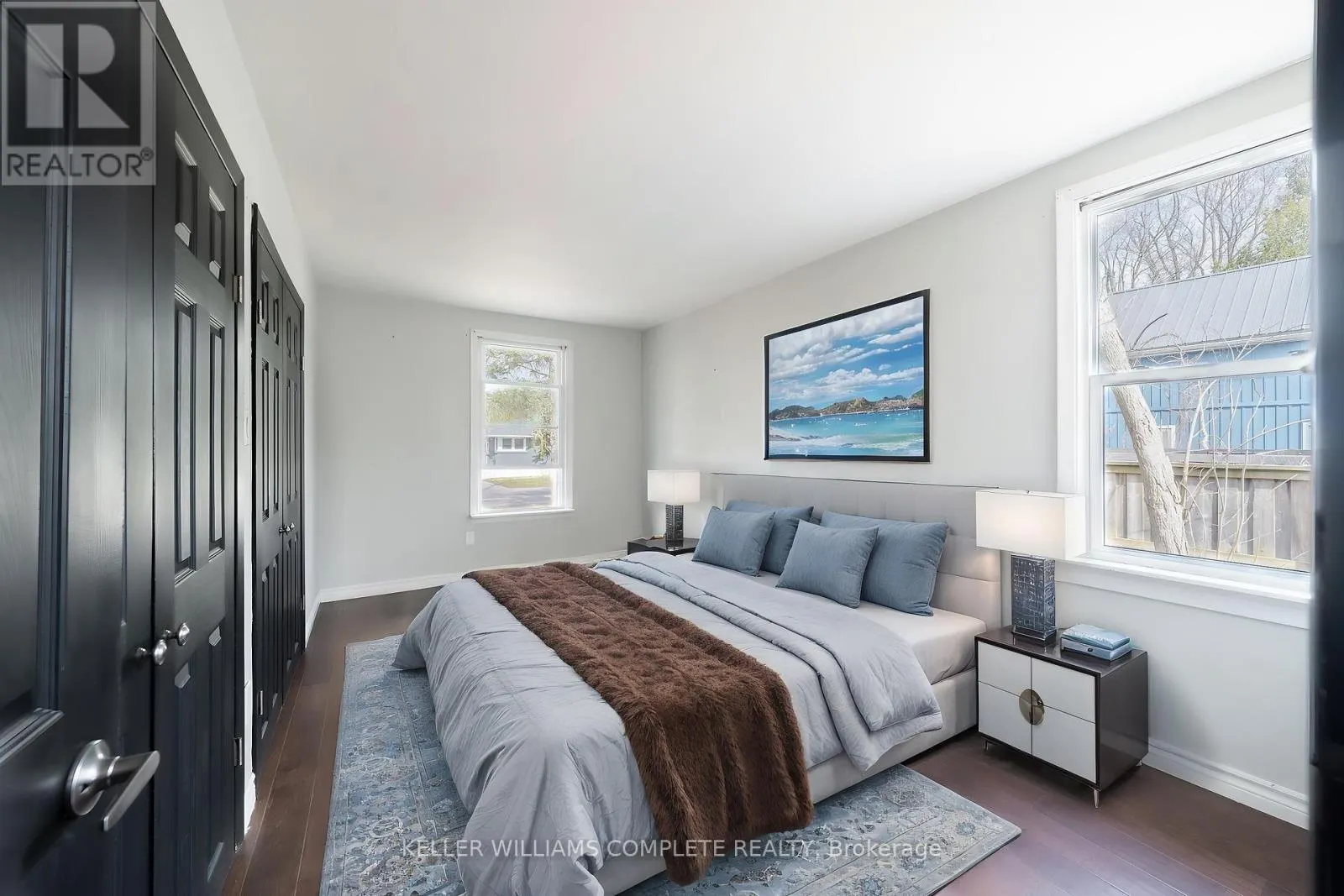 21 RENFREW STREET E