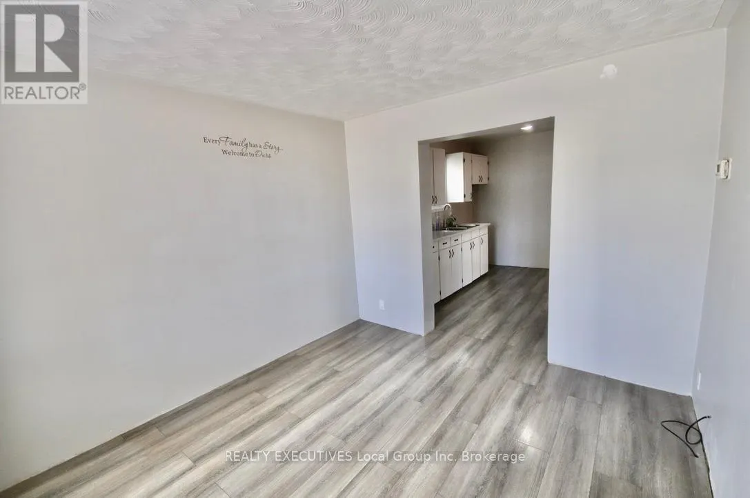 589 DOUGLAS STREET
