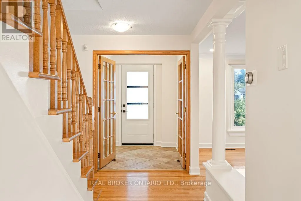 99 QUEENSLINE DRIVE