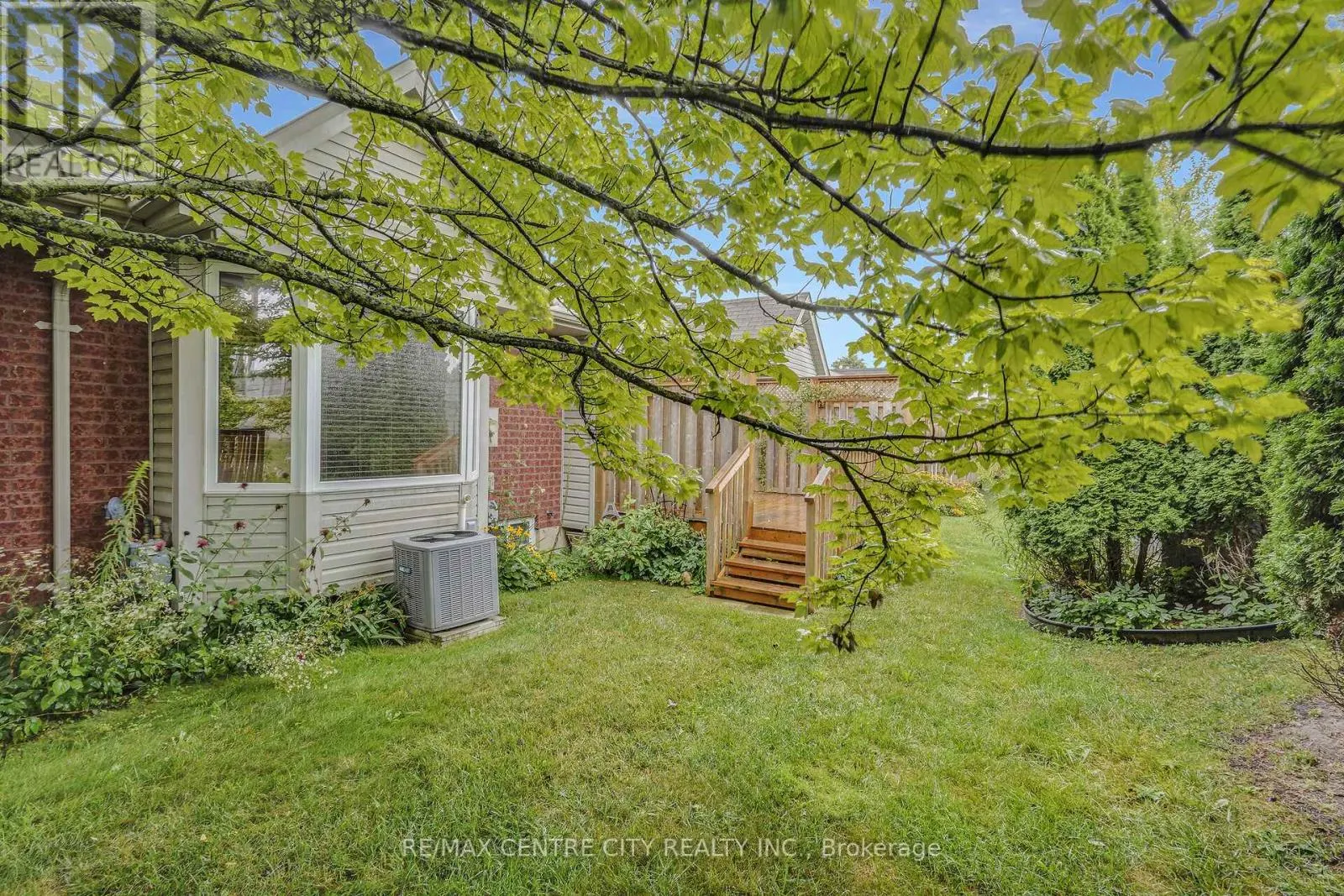 25 - 875 THISTLEDOWN WAY, #25