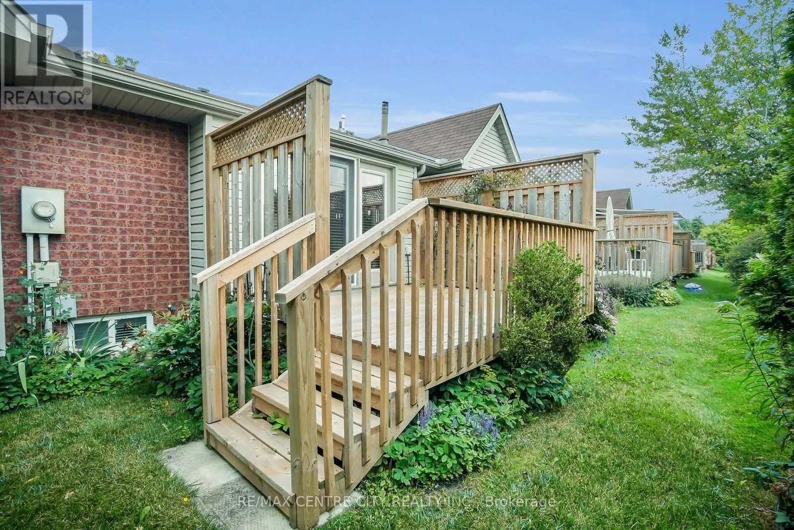 25 - 875 THISTLEDOWN WAY, #25