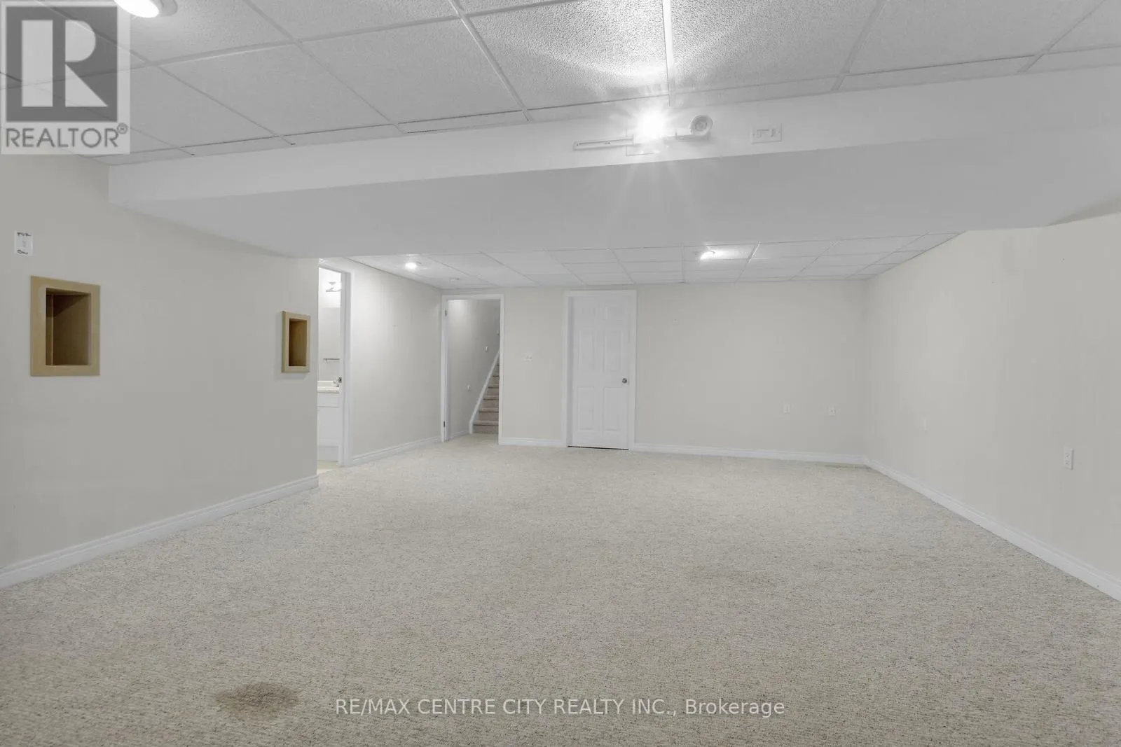 25 - 875 THISTLEDOWN WAY, #25