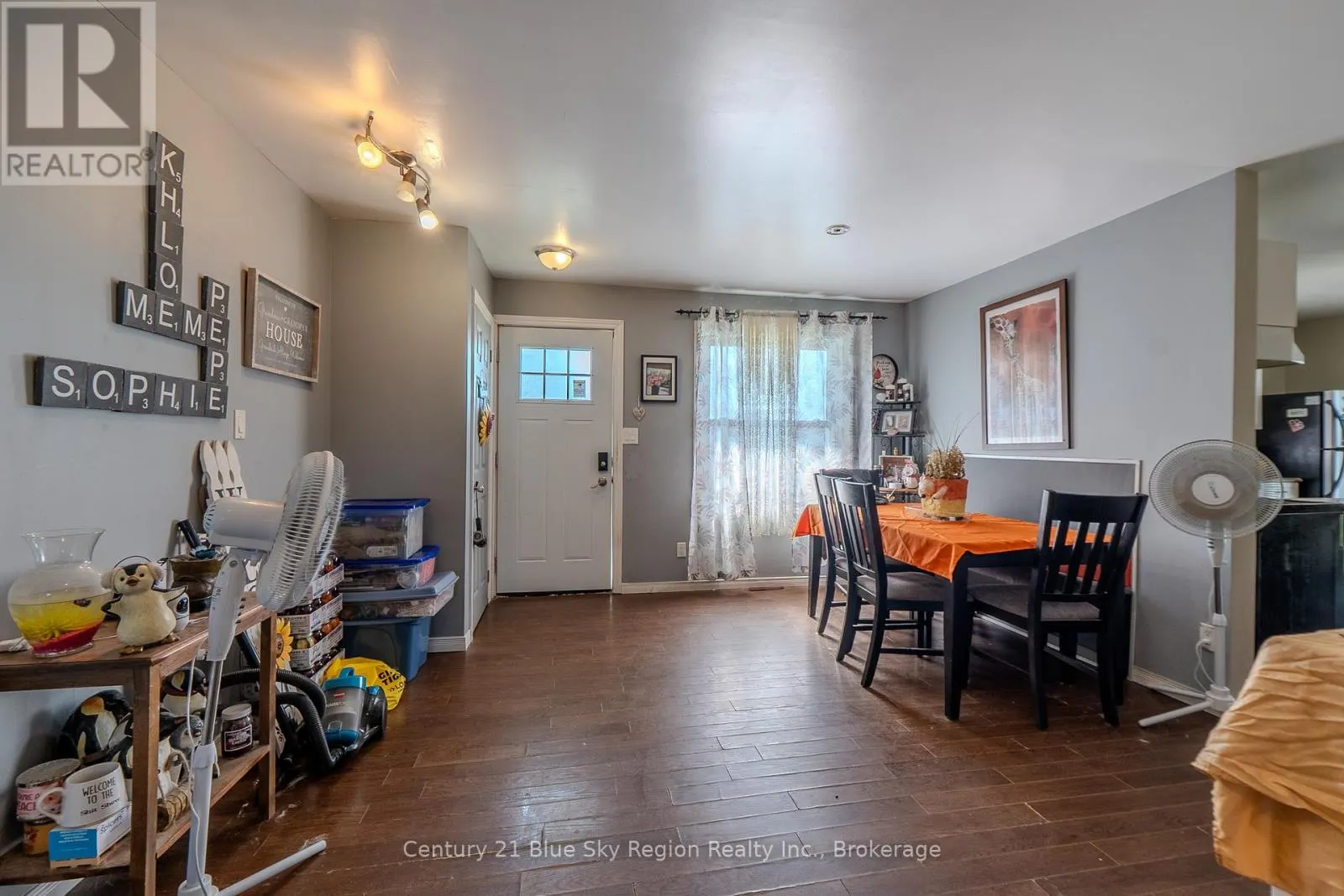 781 LALANDE ROAD