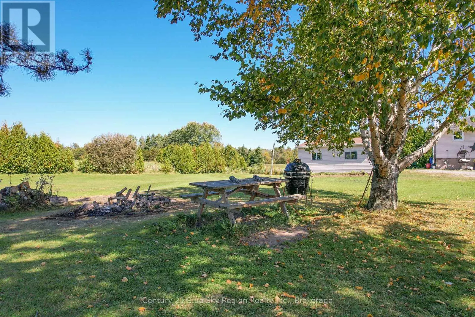 781 LALANDE ROAD