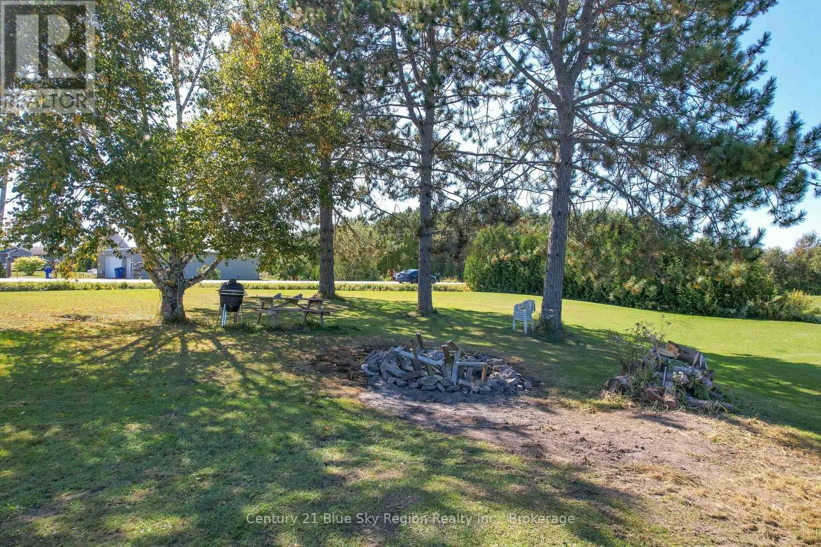781 LALANDE ROAD