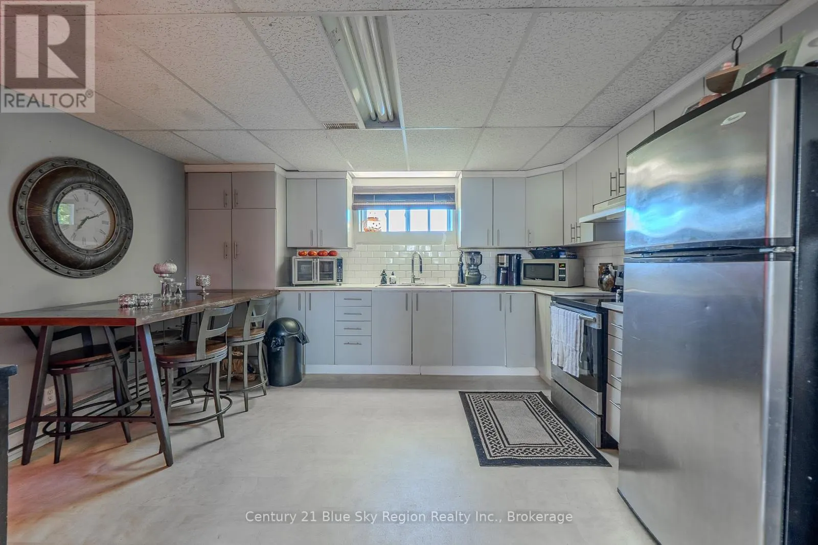 781 LALANDE ROAD