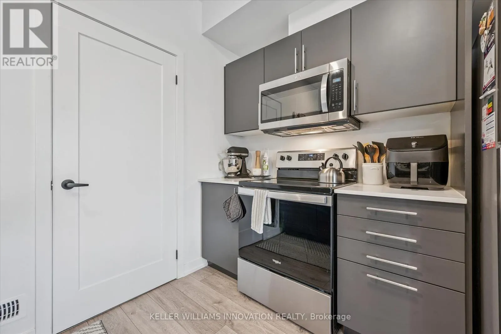 53 - 205 WEST OAK TRAIL