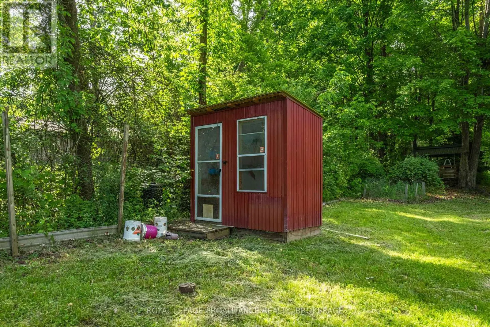 32 OLD RIVER ROAD