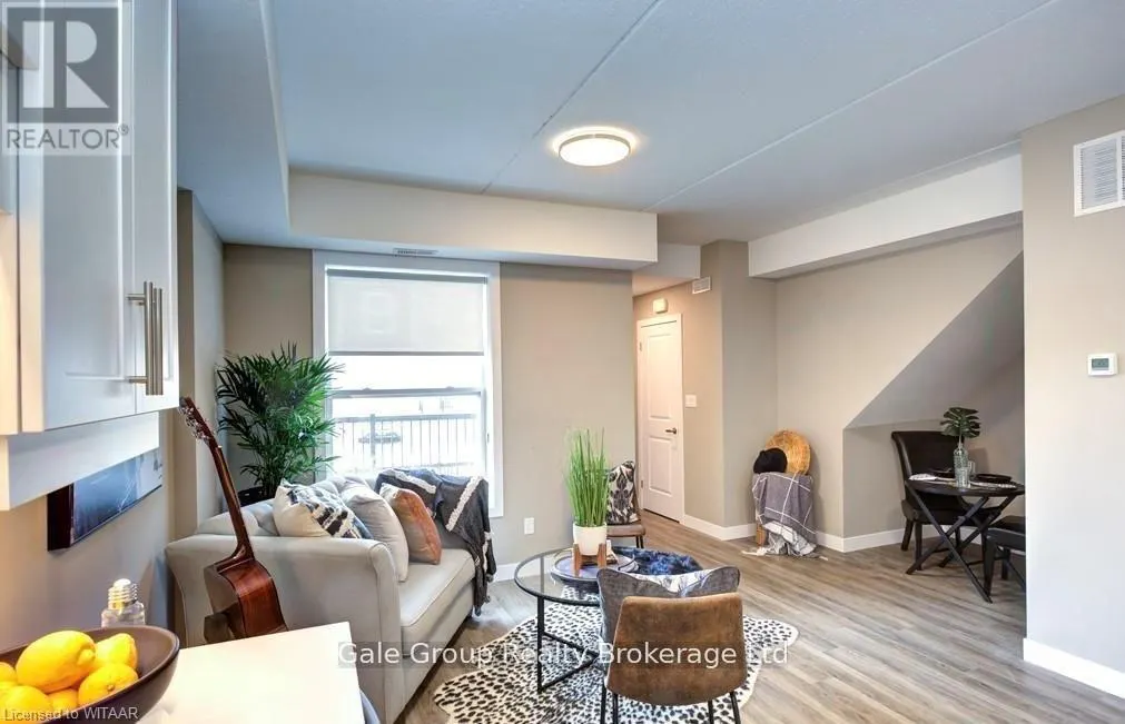 E2 - 439 ATHLONE AVENUE, #E2