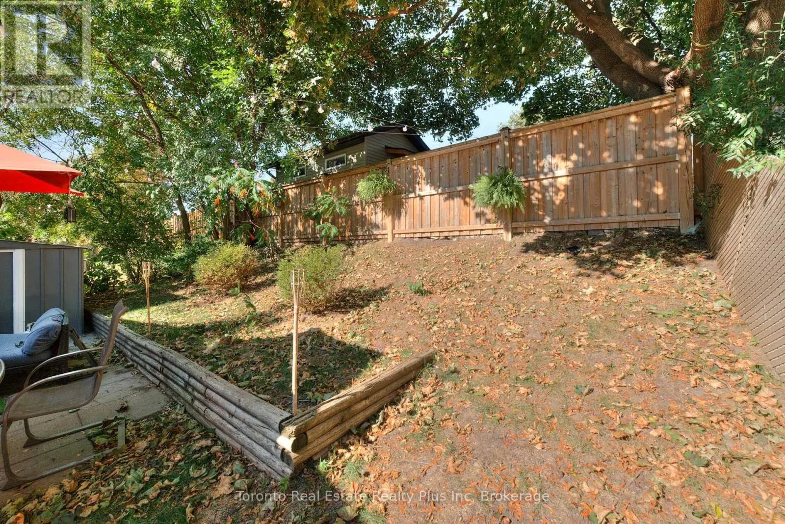 62 GREENDALE CRESCENT