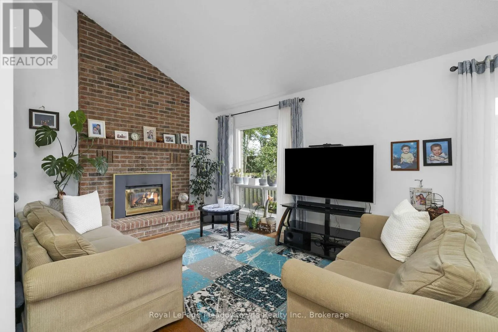 11 VALERIOTE PLACE