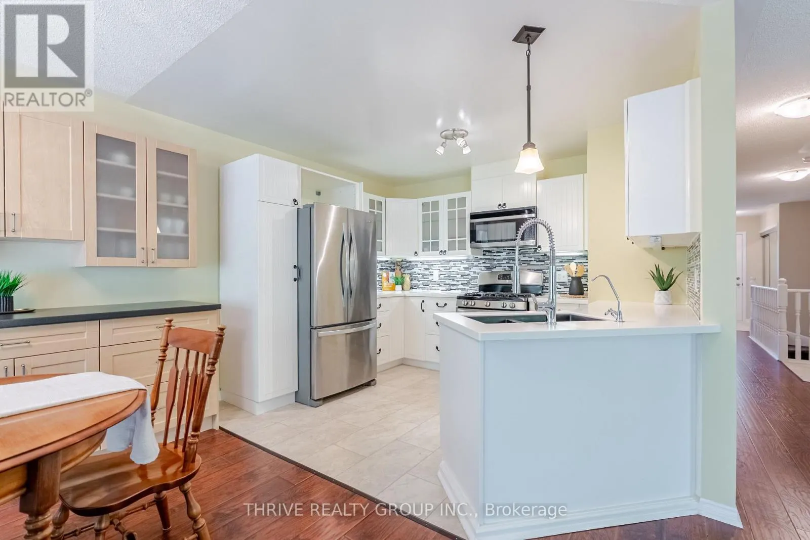 15 - 875 THISTLEDOWN WAY, #15