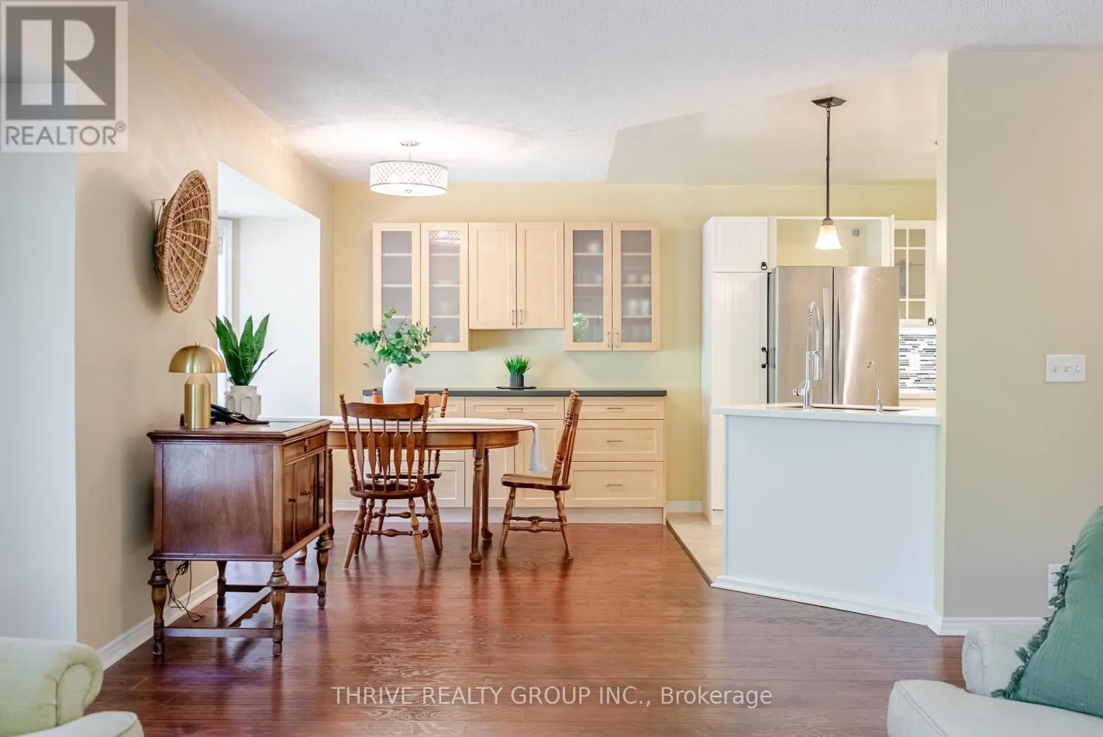 15 - 875 THISTLEDOWN WAY, #15