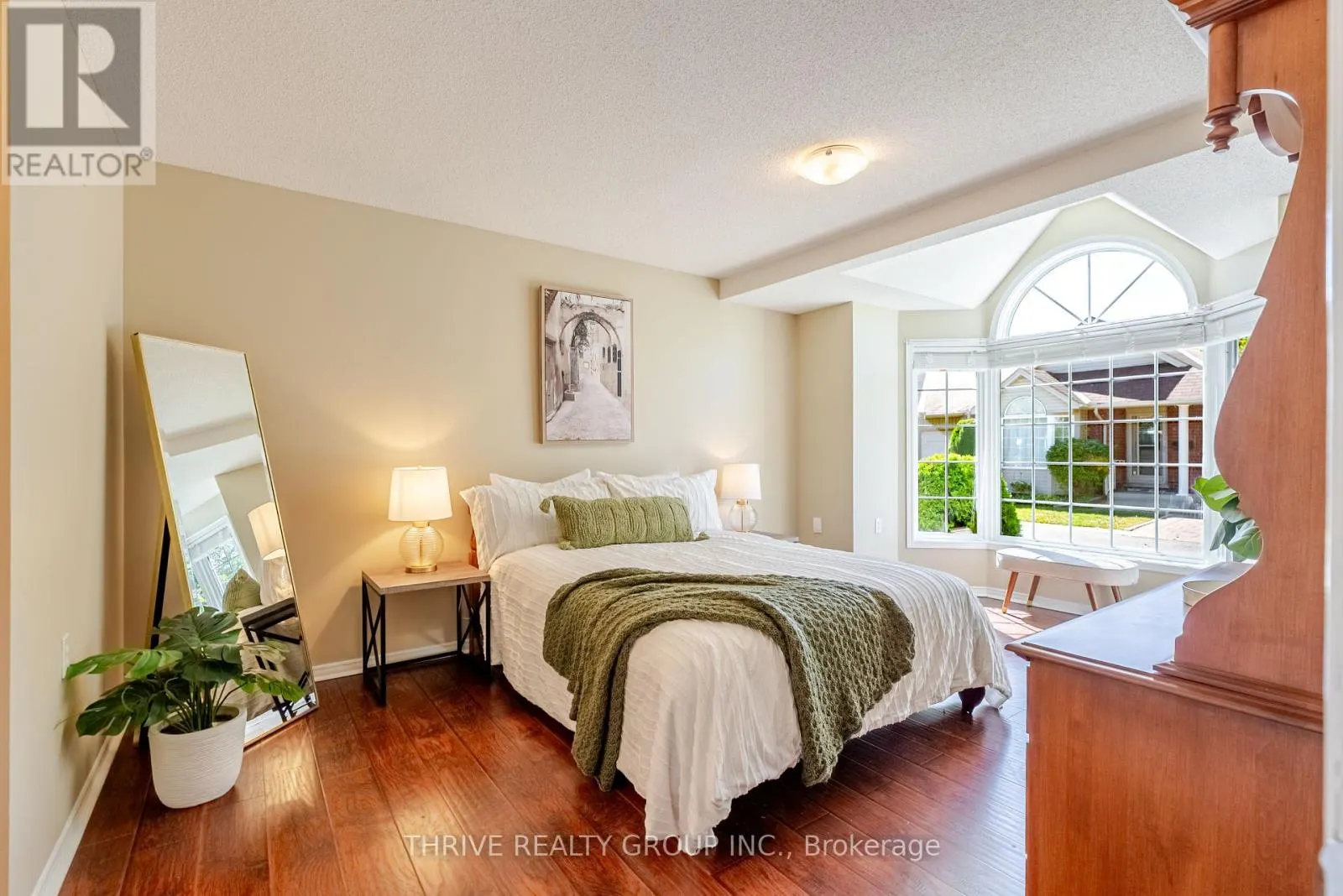15 - 875 THISTLEDOWN WAY, #15