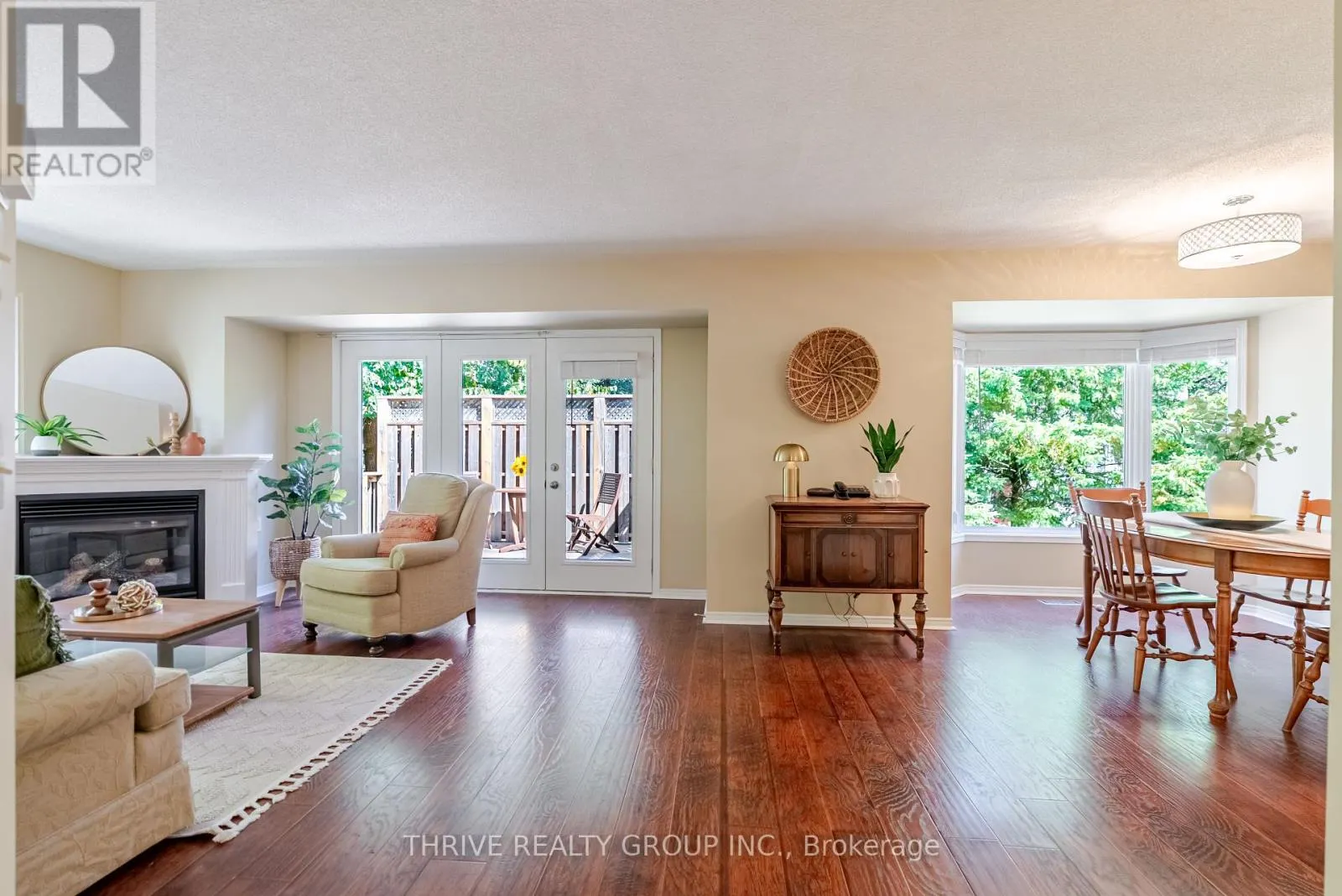 15 - 875 THISTLEDOWN WAY, #15