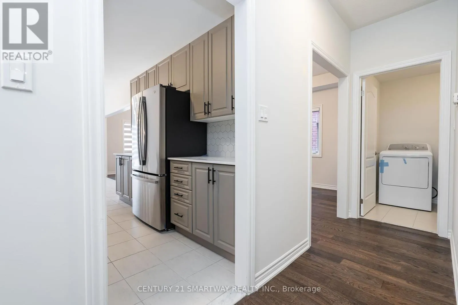 26 HUNTSWORTH AVENUE