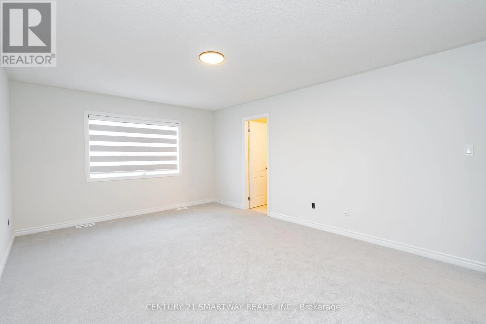 26 HUNTSWORTH AVENUE