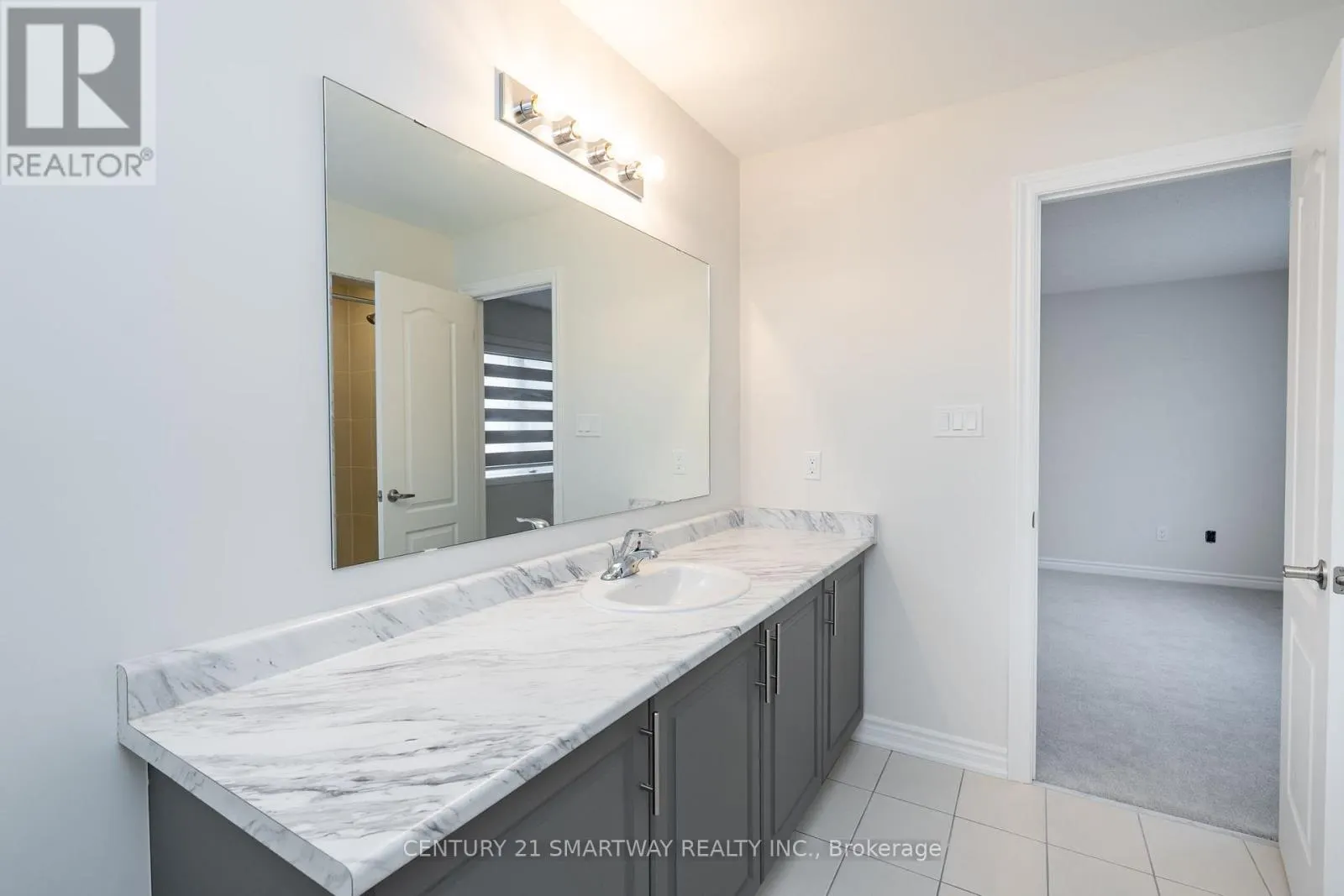 26 HUNTSWORTH AVENUE
