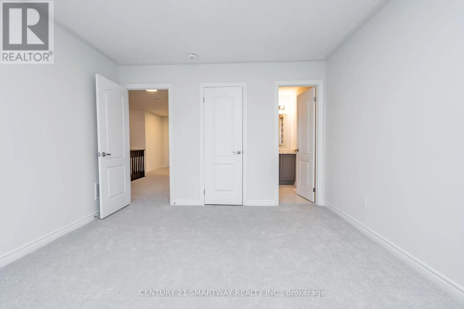 26 HUNTSWORTH AVENUE