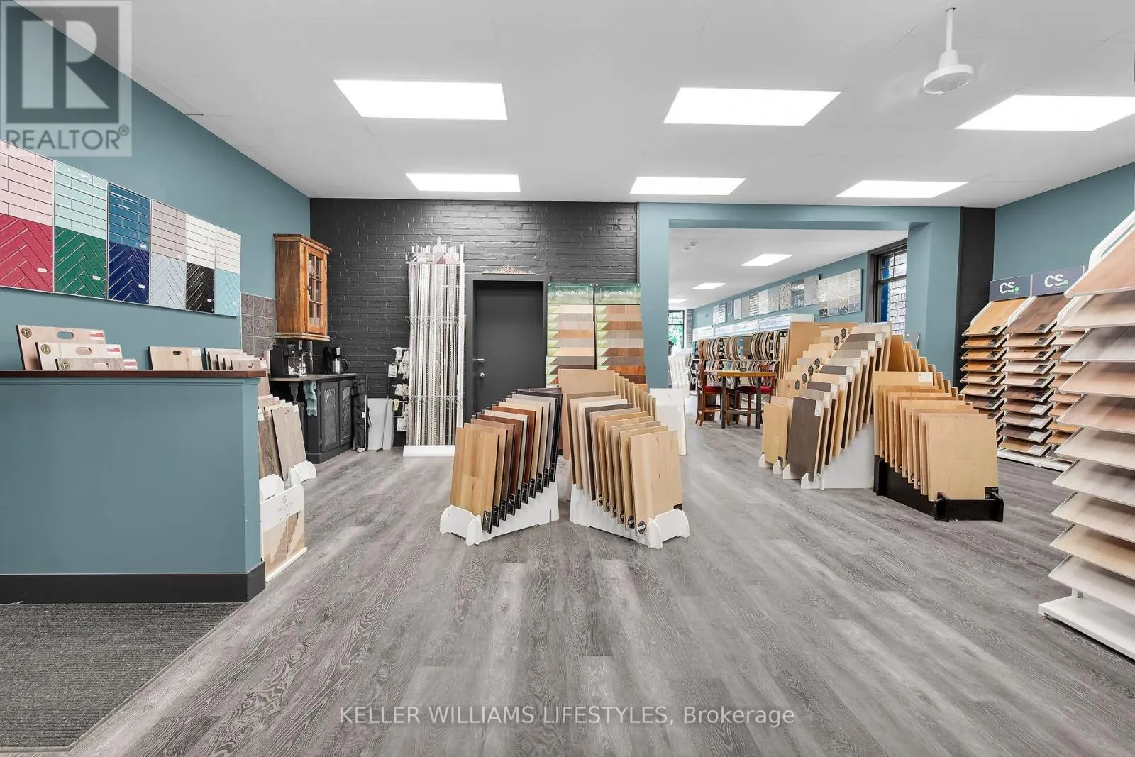 MAIN FLOOR - 22470-22474 ADELAIDE ROAD, #Main Floor