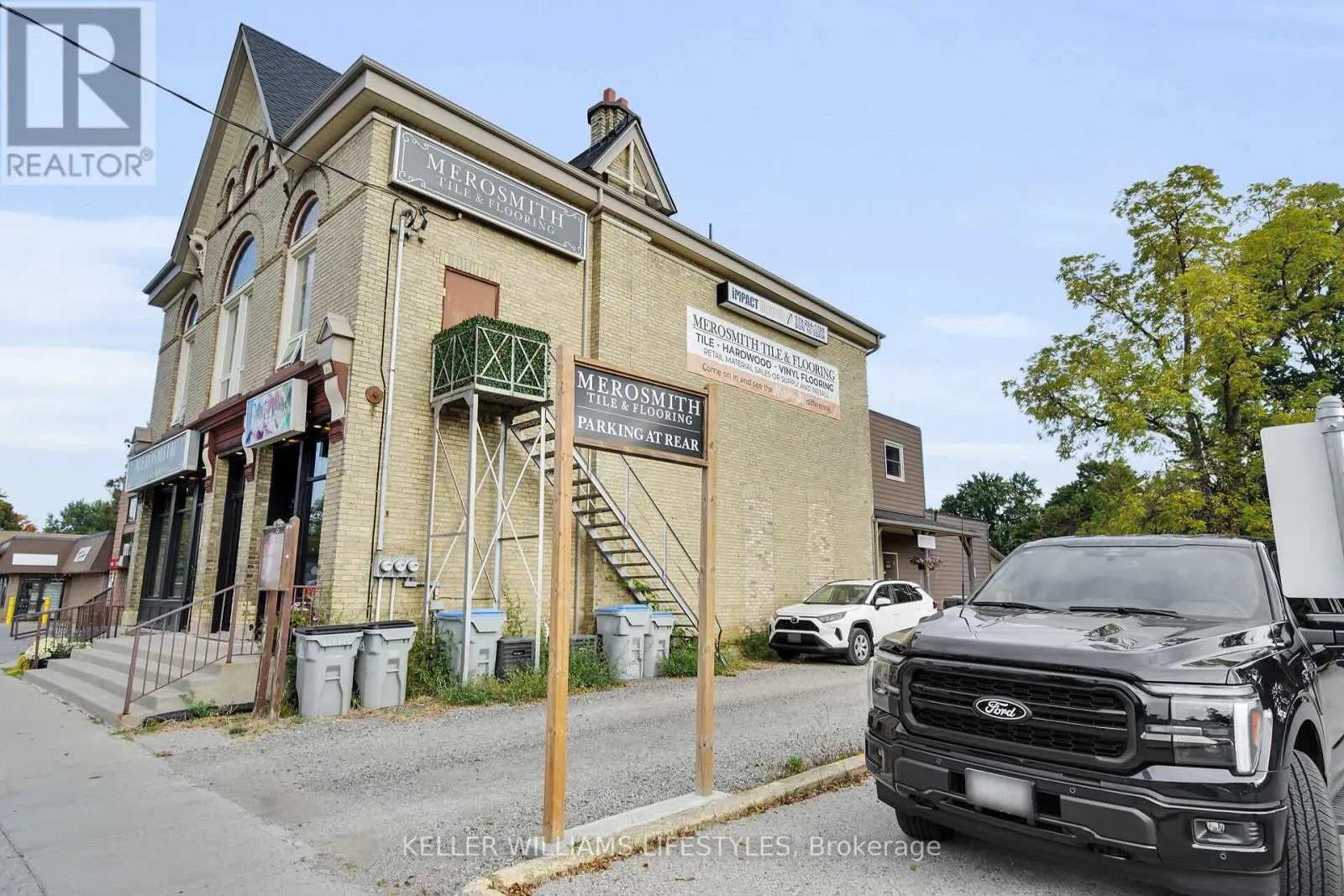 MAIN FLOOR - 22470-22474 ADELAIDE ROAD, #Main Floor