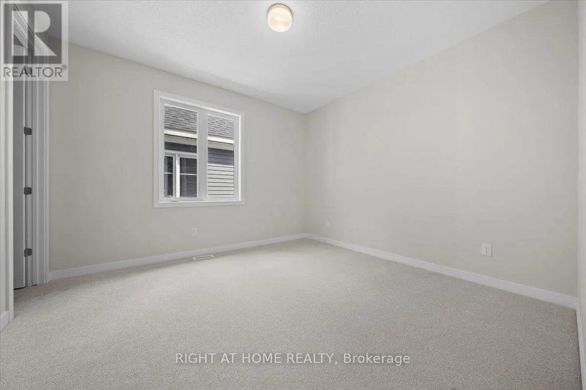 91 HACKAMORE CRESCENT