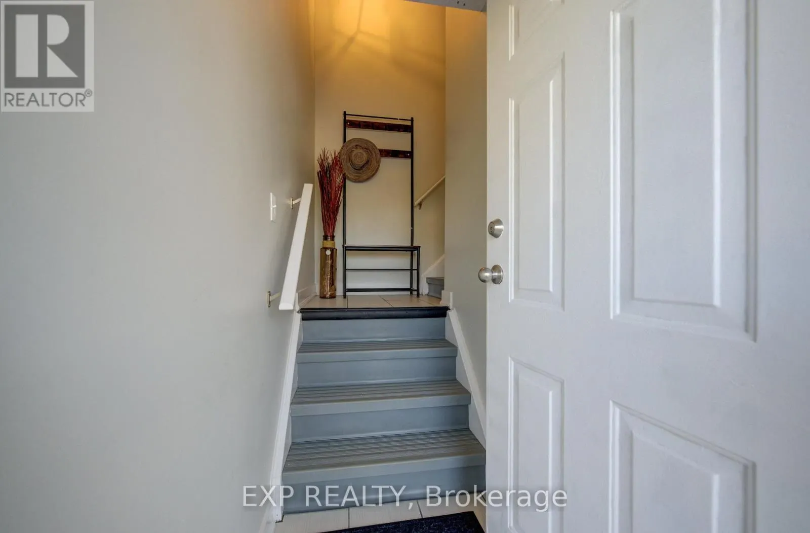 6A - 185 WINDALE CRESCENT
