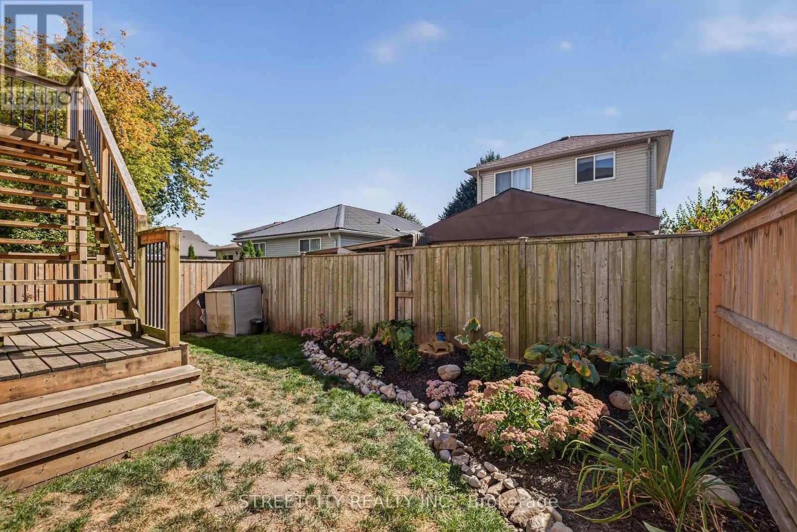 1895 FREDERICK CRESCENT