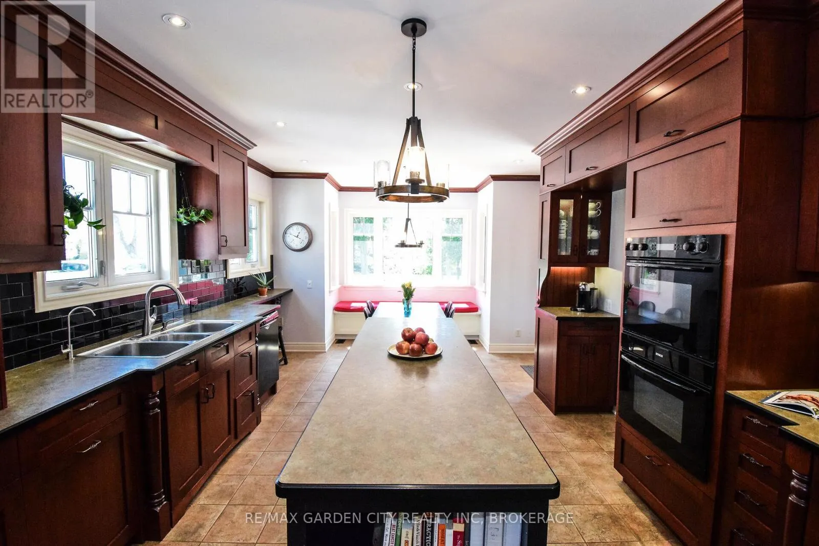 273 CANBORO ROAD