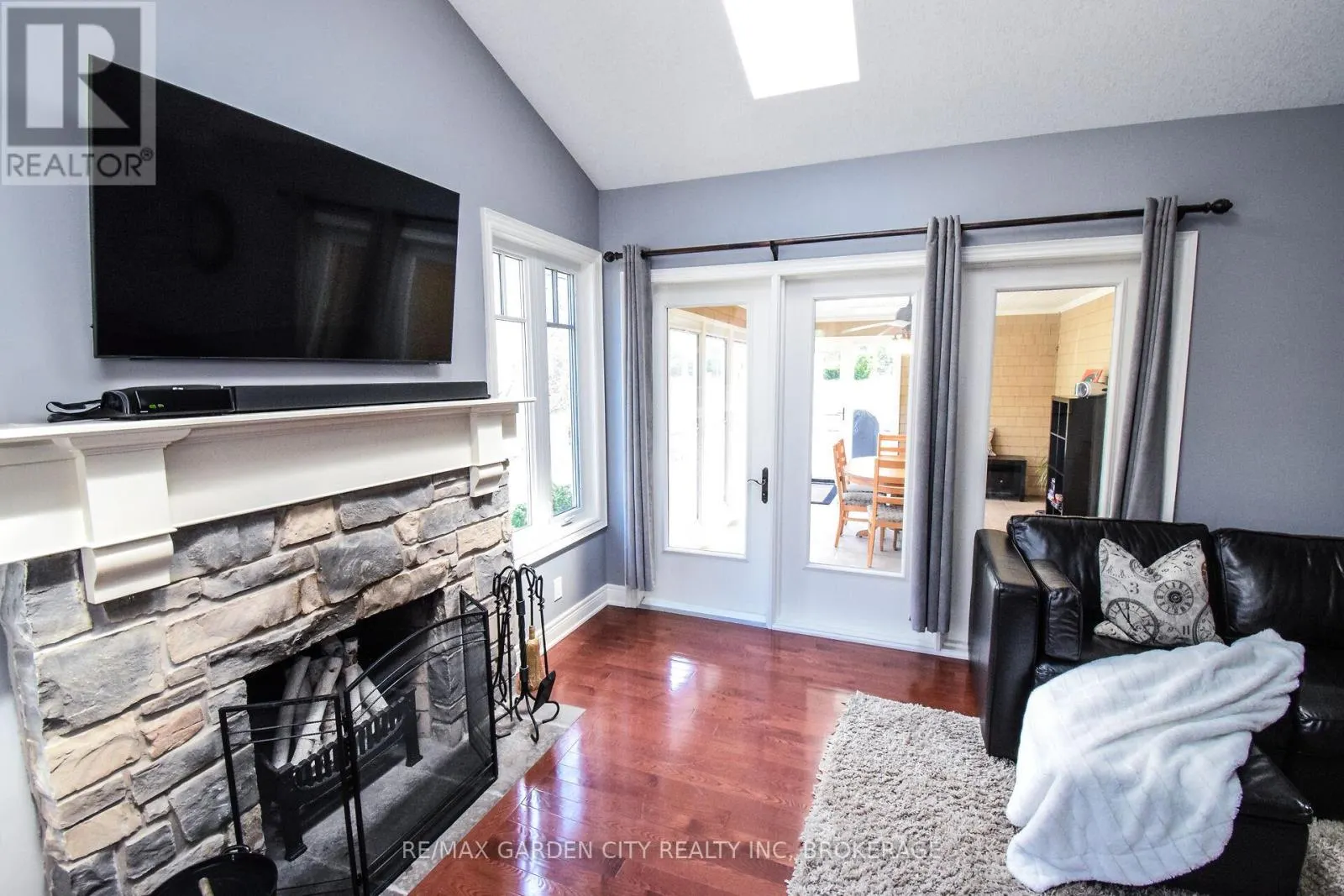 273 CANBORO ROAD
