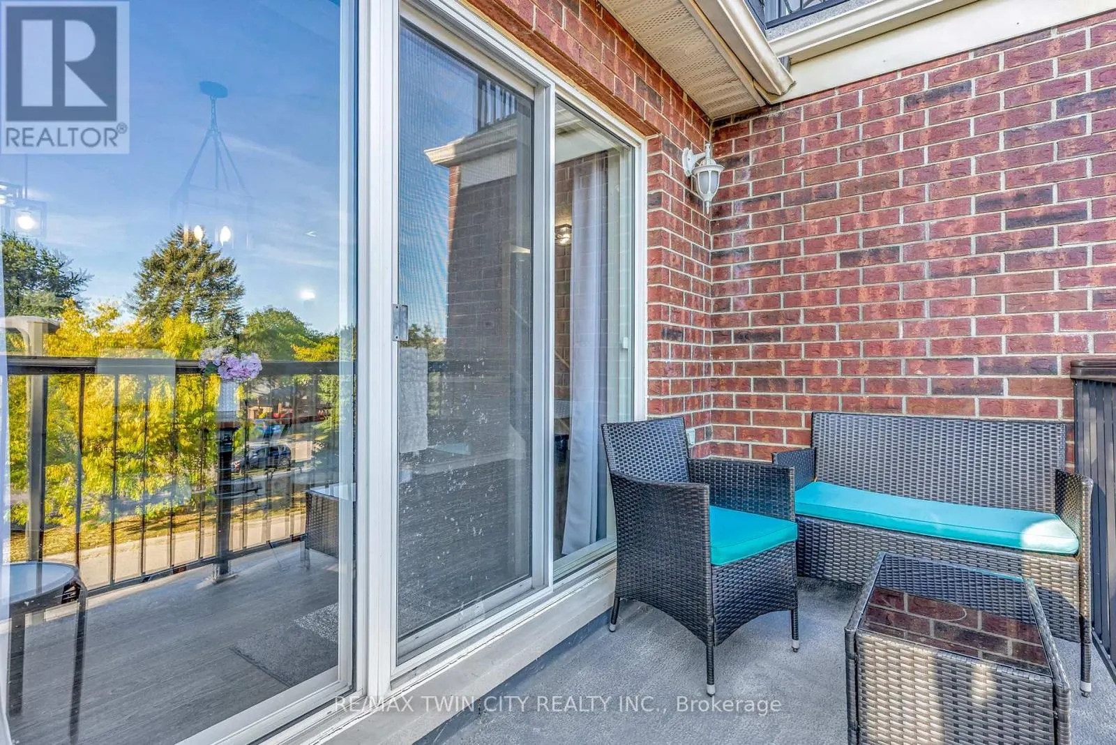 1D - 45 CEDARHILL CRESCENT