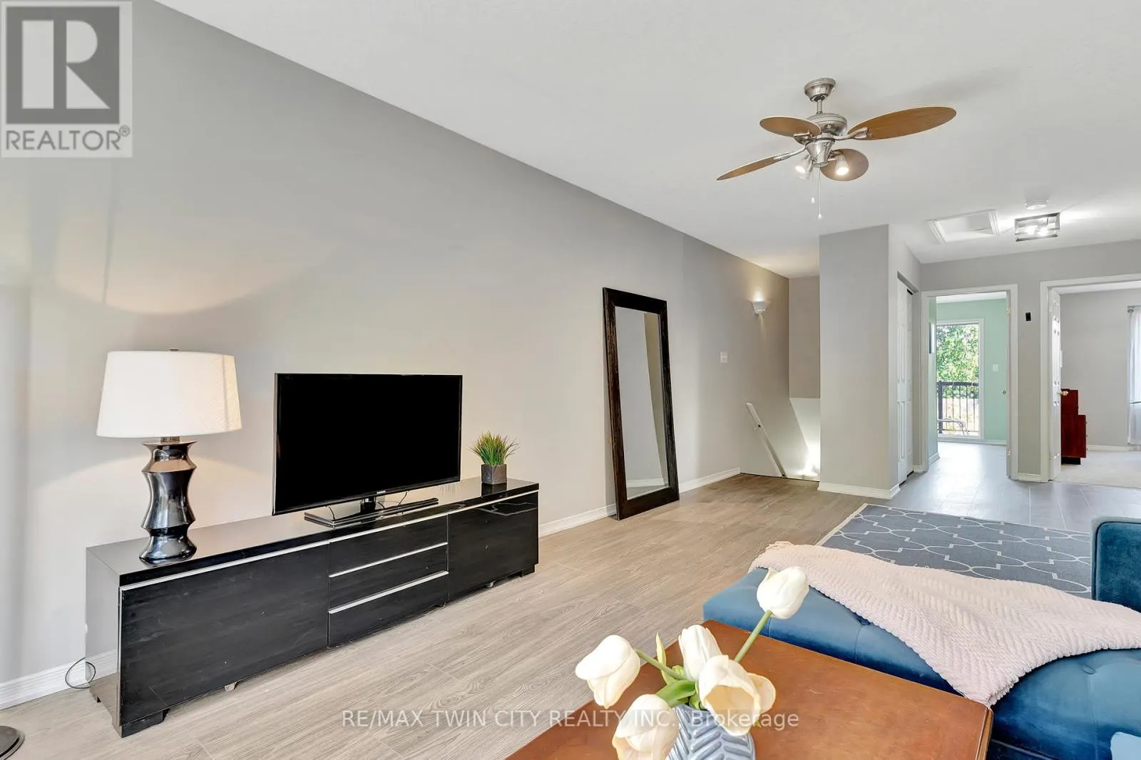 1D - 45 CEDARHILL CRESCENT