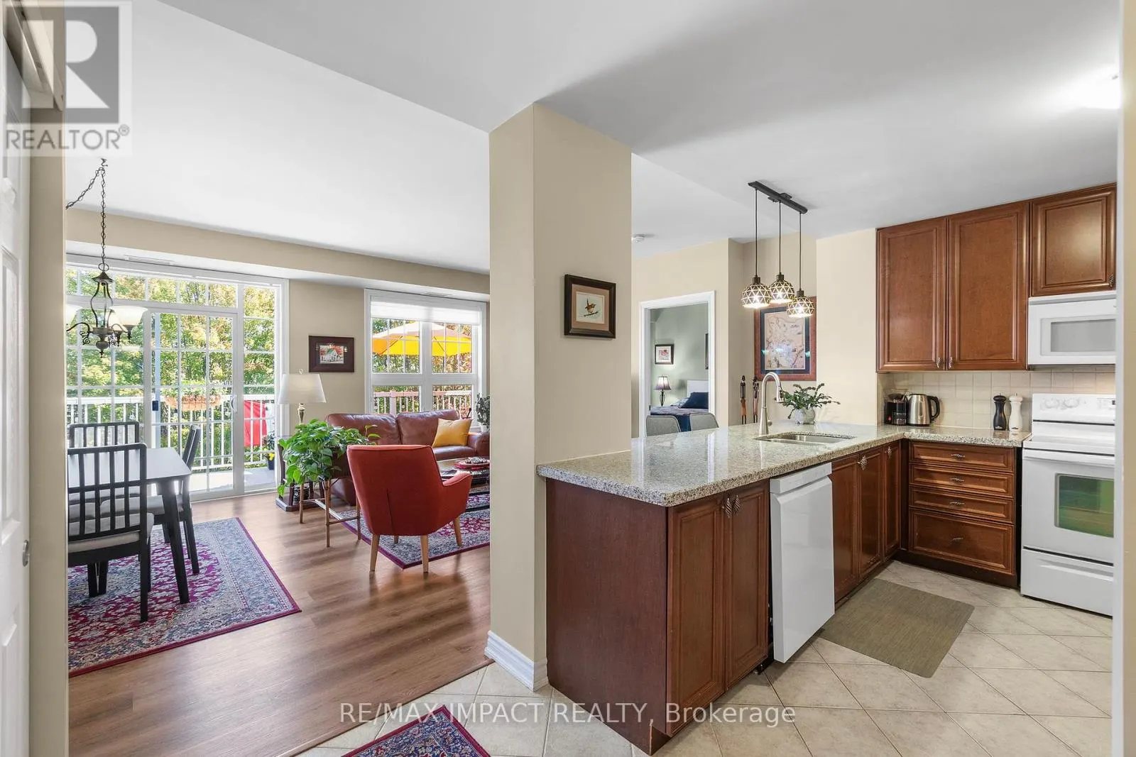 317 - 148 THIRD STREET, #317
