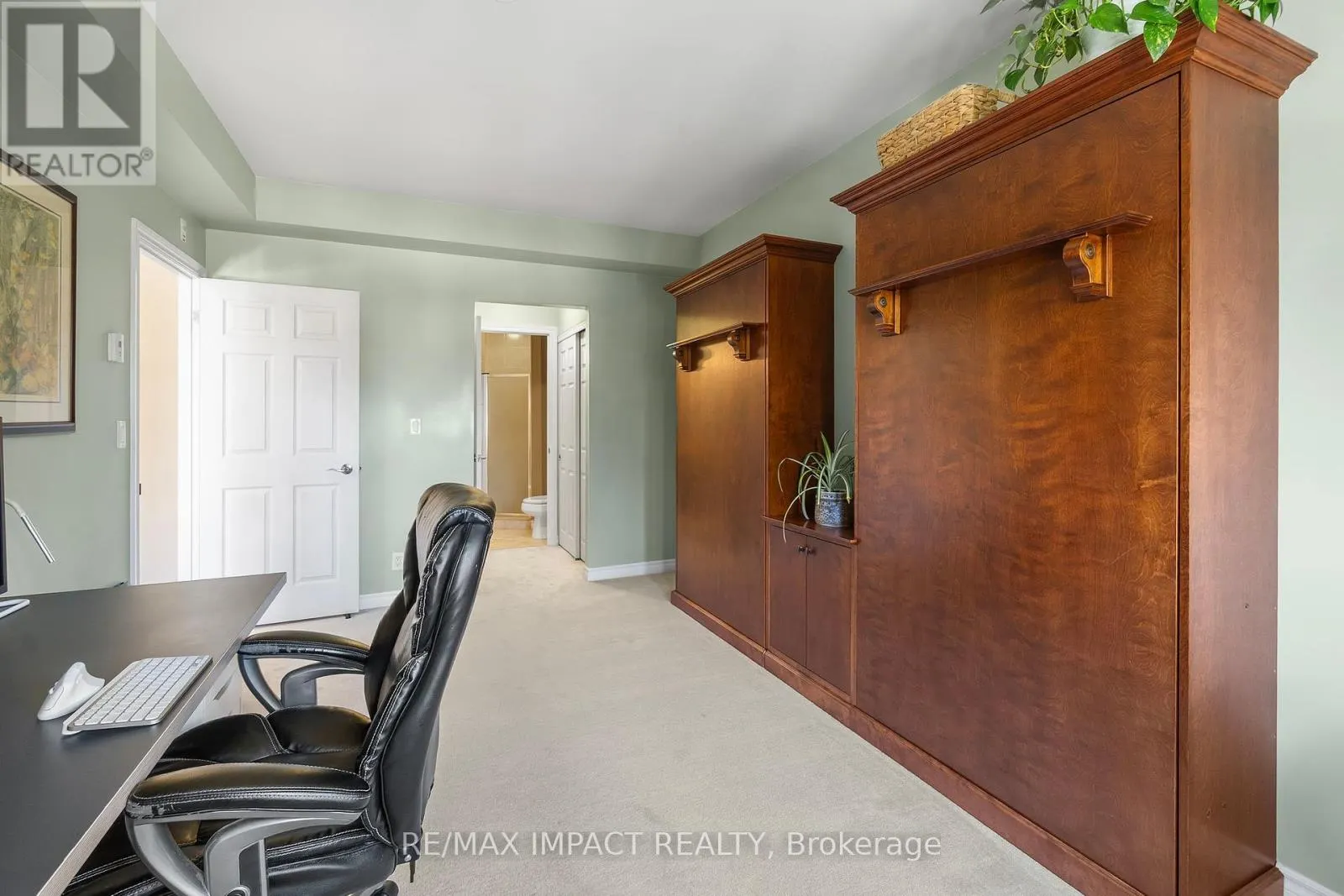317 - 148 THIRD STREET, #317
