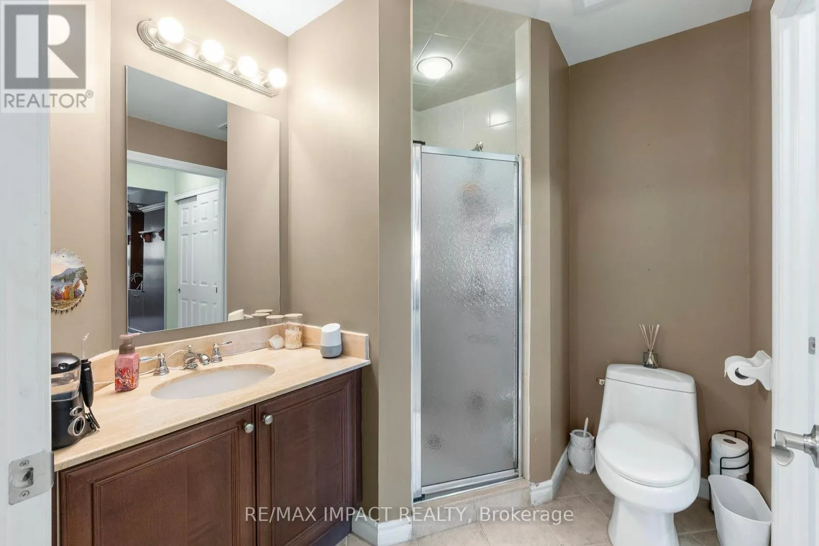 317 - 148 THIRD STREET, #317