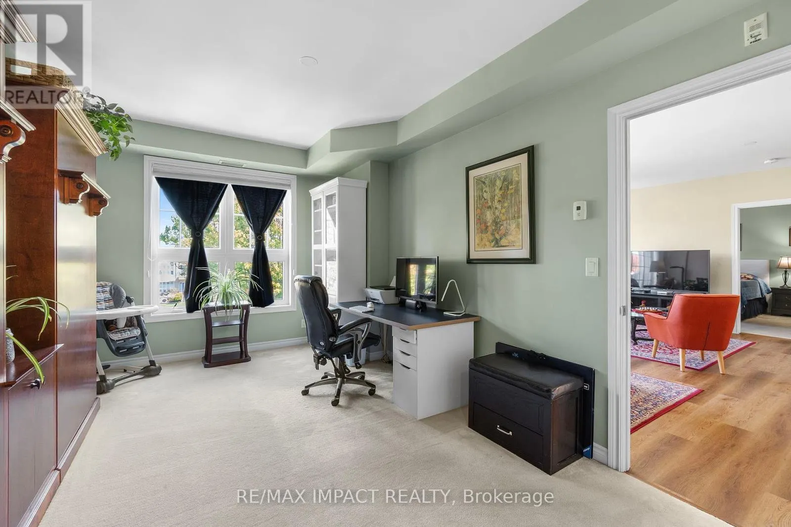 317 - 148 THIRD STREET, #317