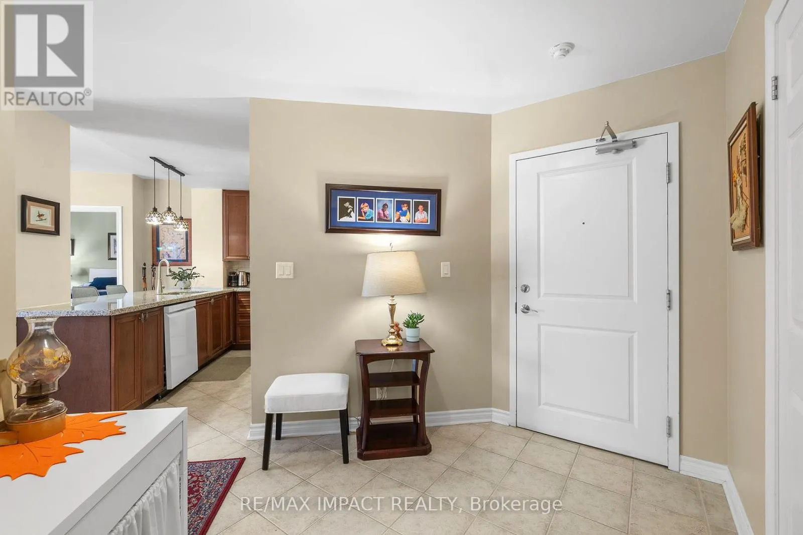 317 - 148 THIRD STREET, #317
