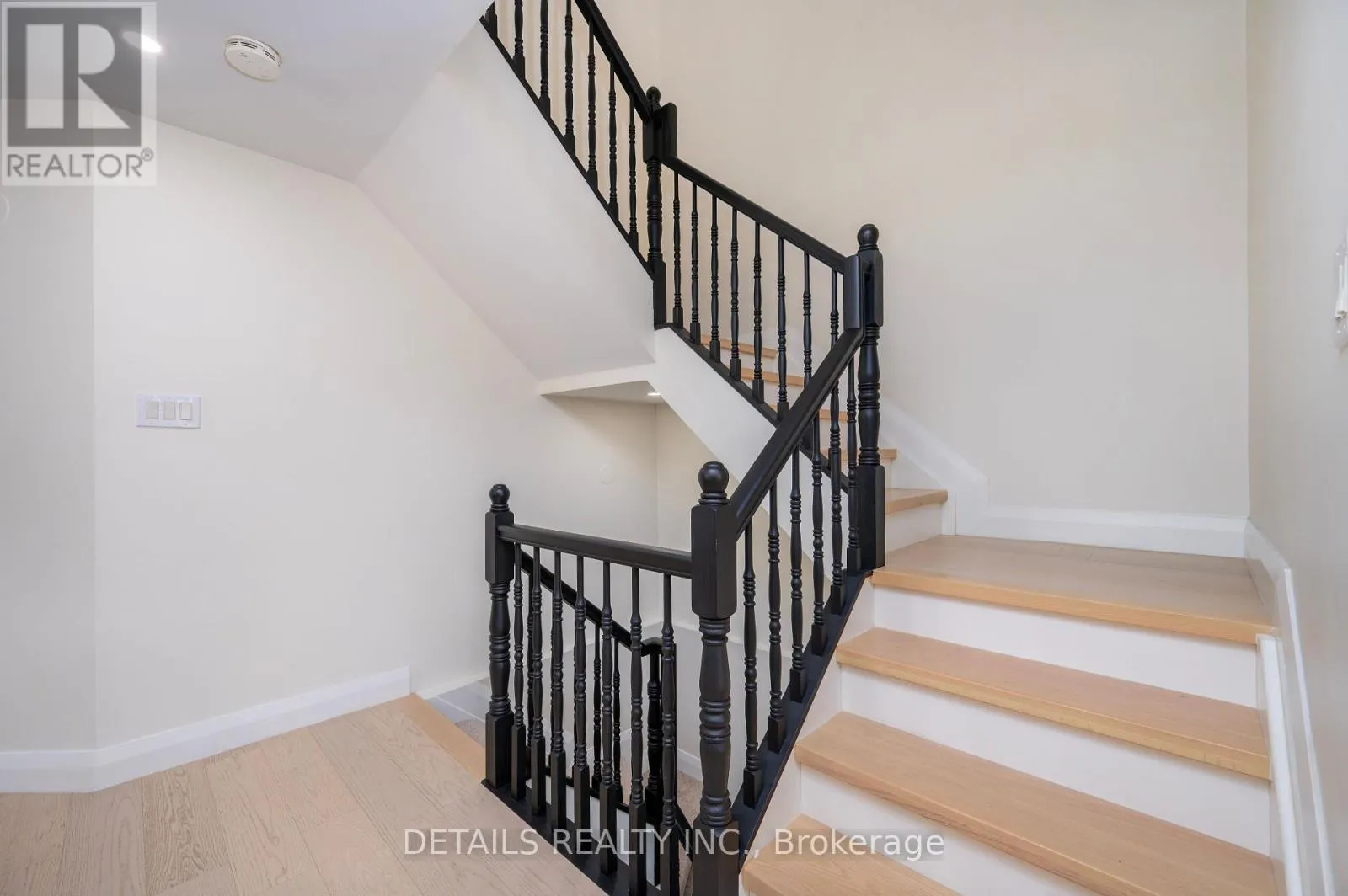732 CARMELLA CRESCENT