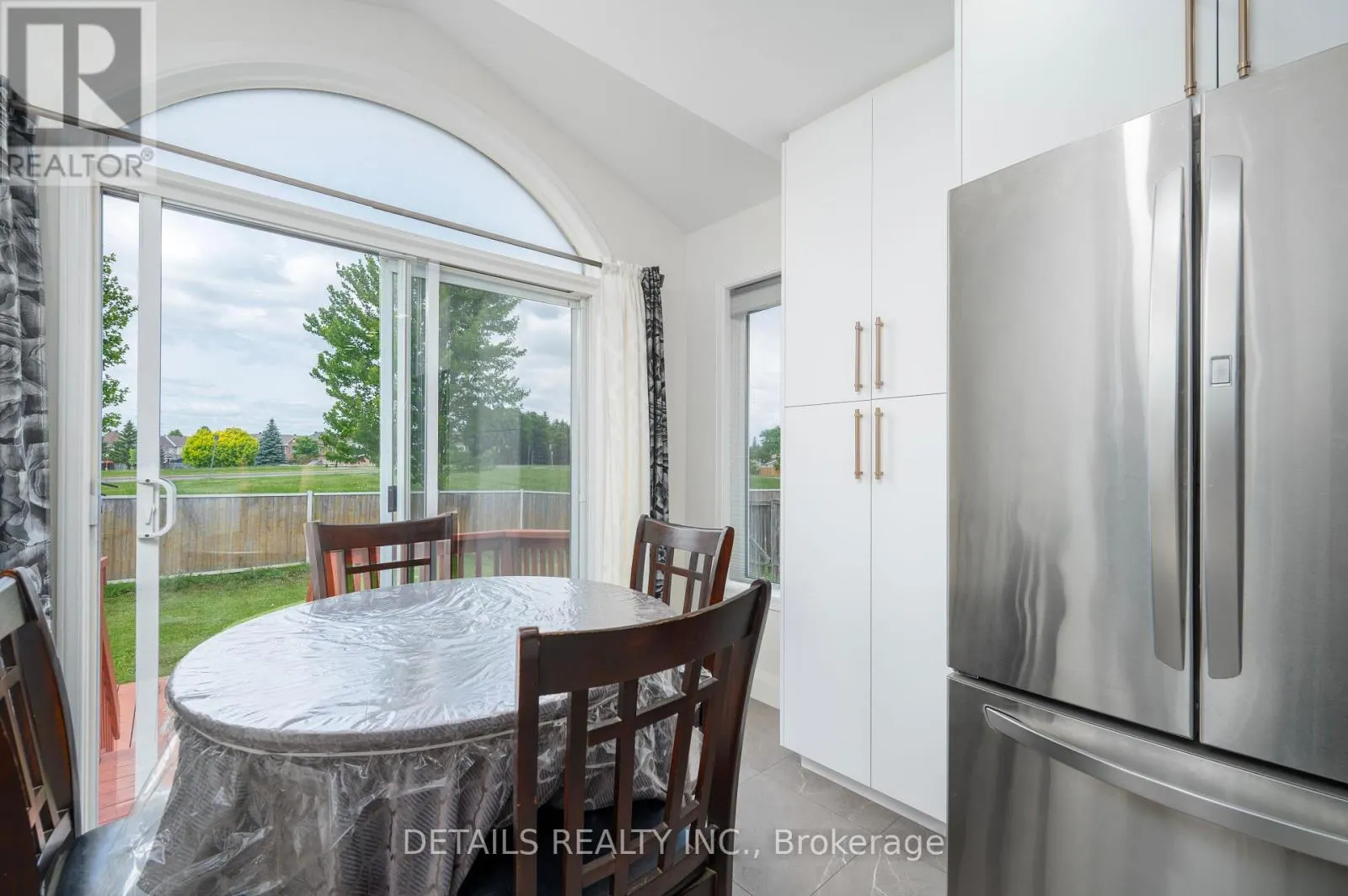 732 CARMELLA CRESCENT