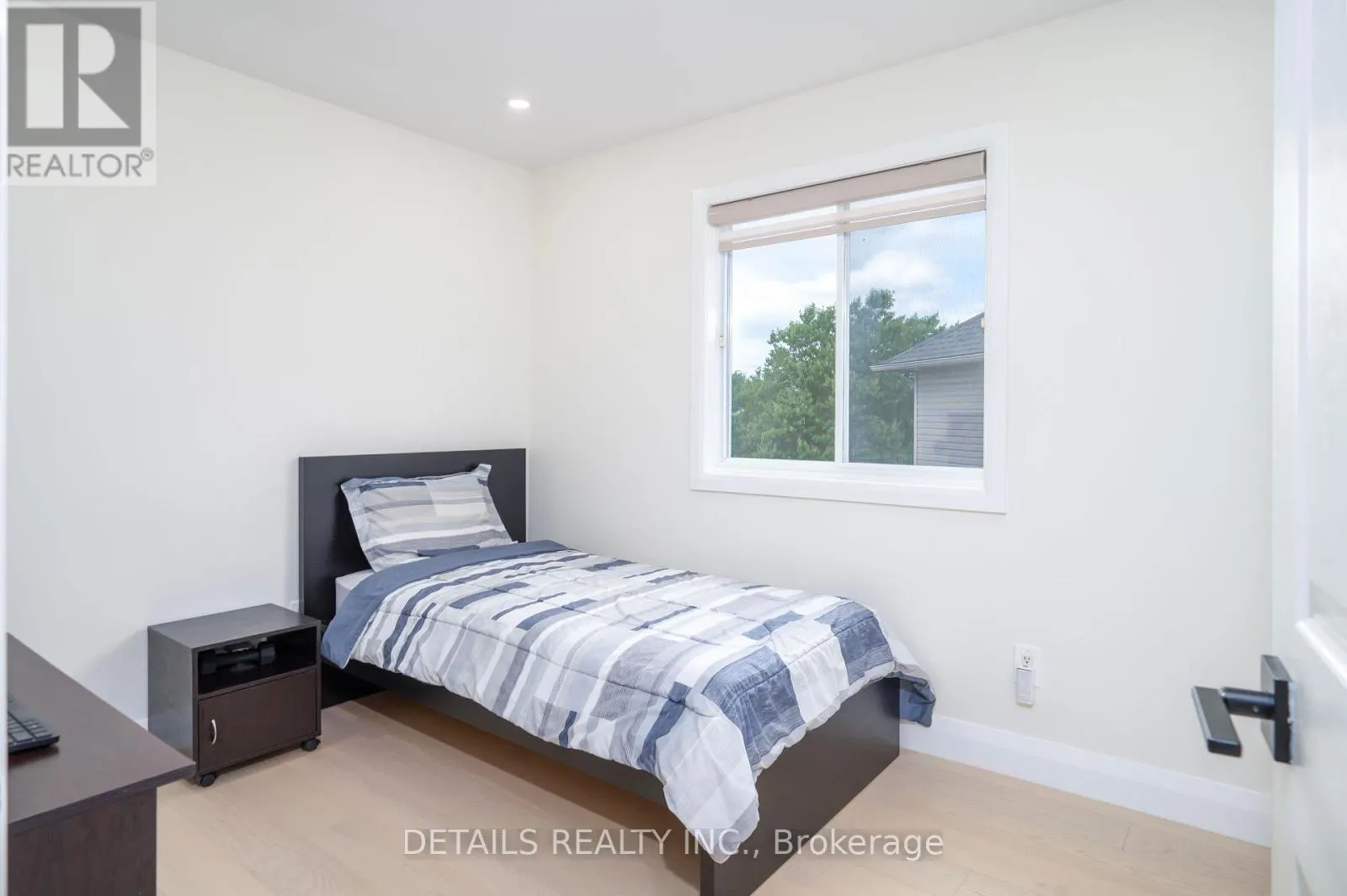 732 CARMELLA CRESCENT