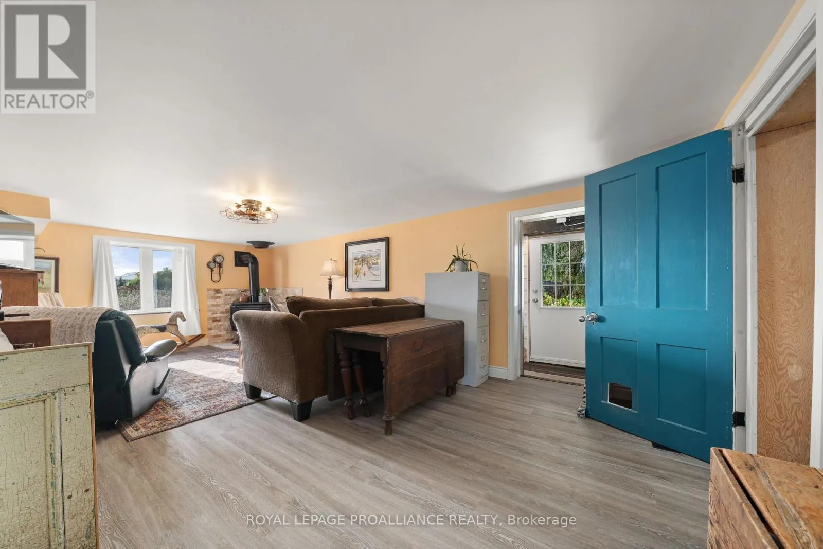 557 CASEY ROAD