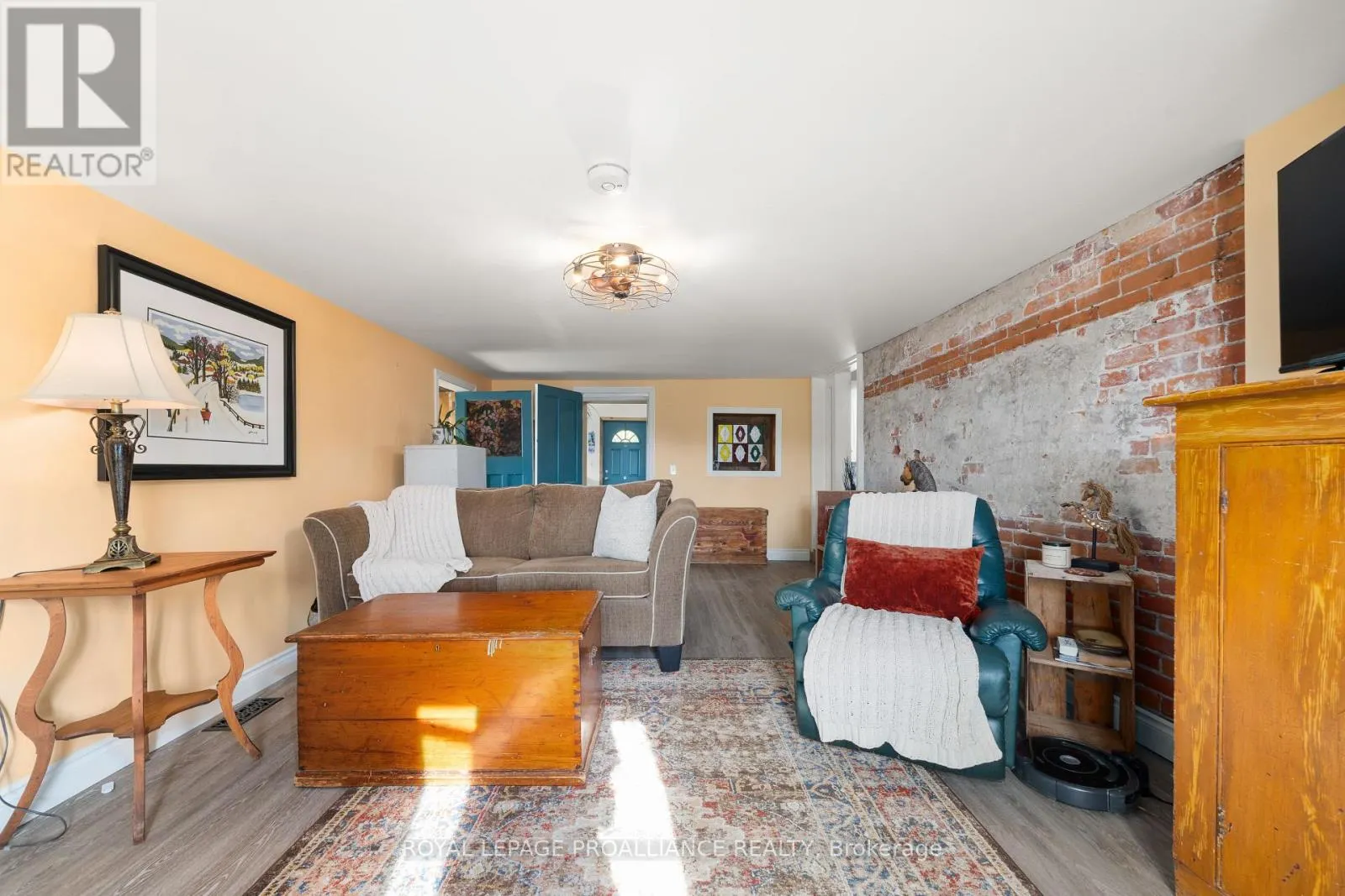 557 CASEY ROAD