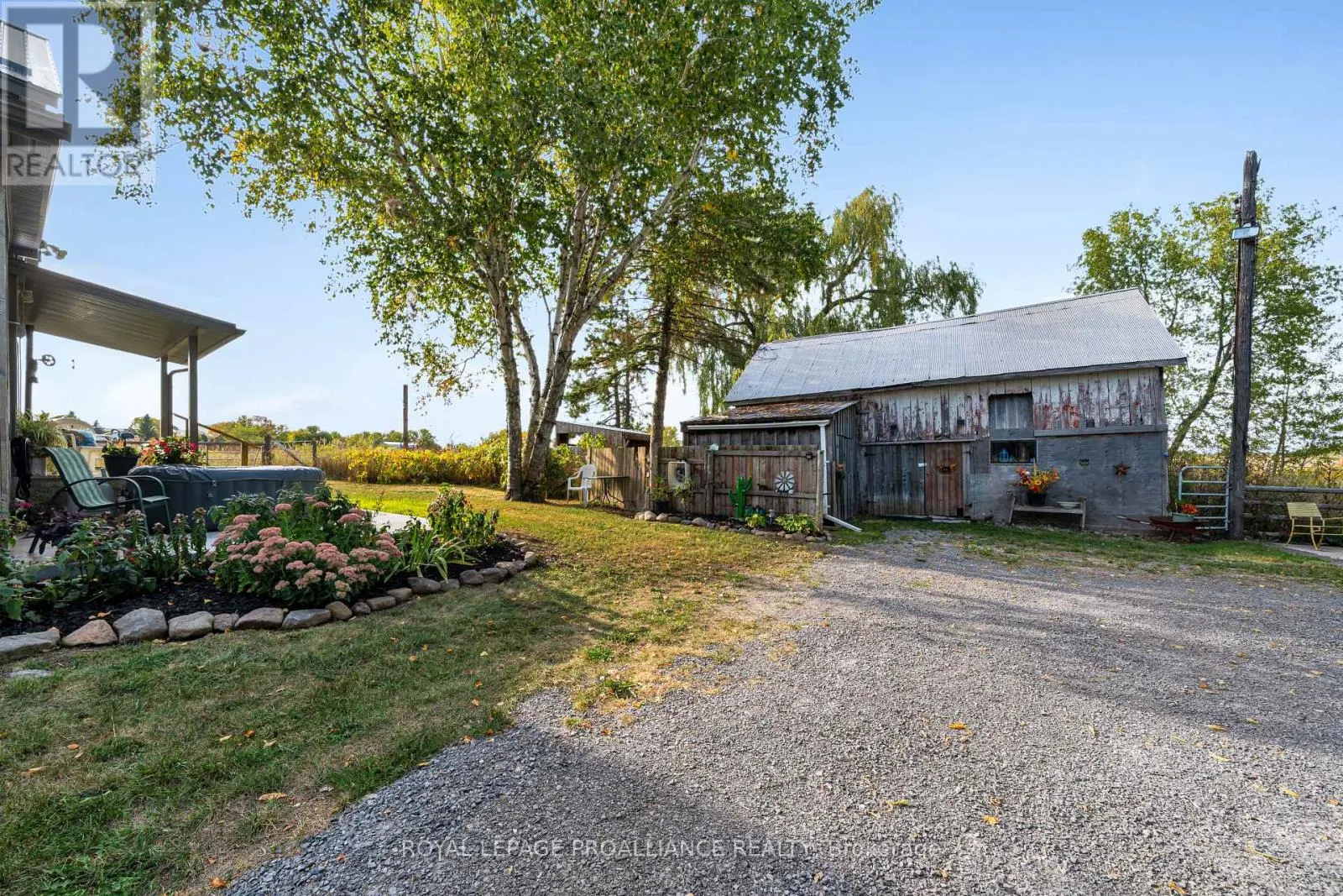 557 CASEY ROAD