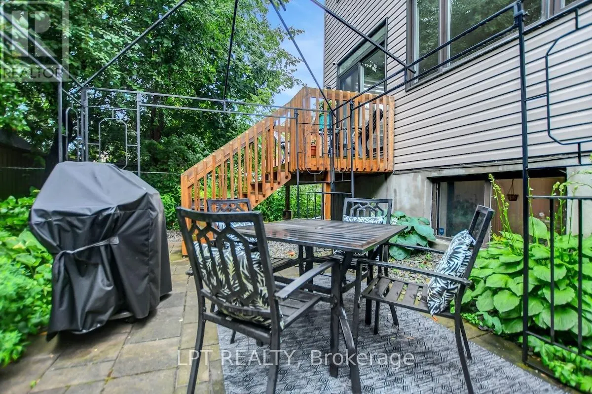 319 GLYNN AVENUE