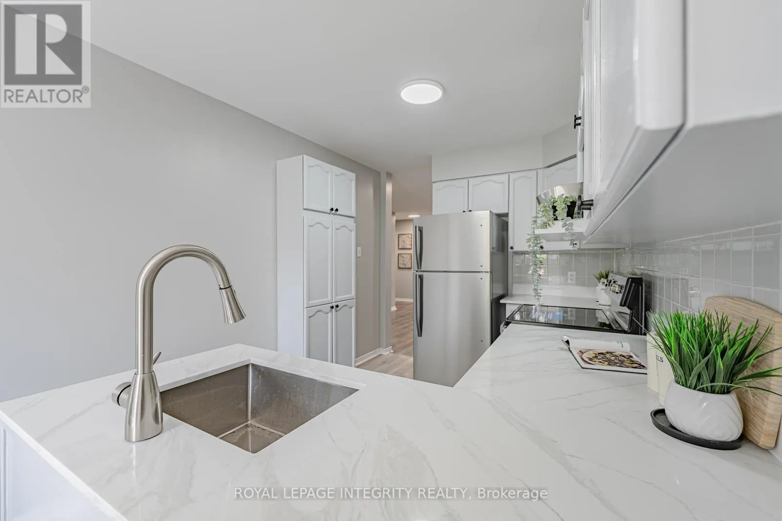165 KINROSS PRIVATE