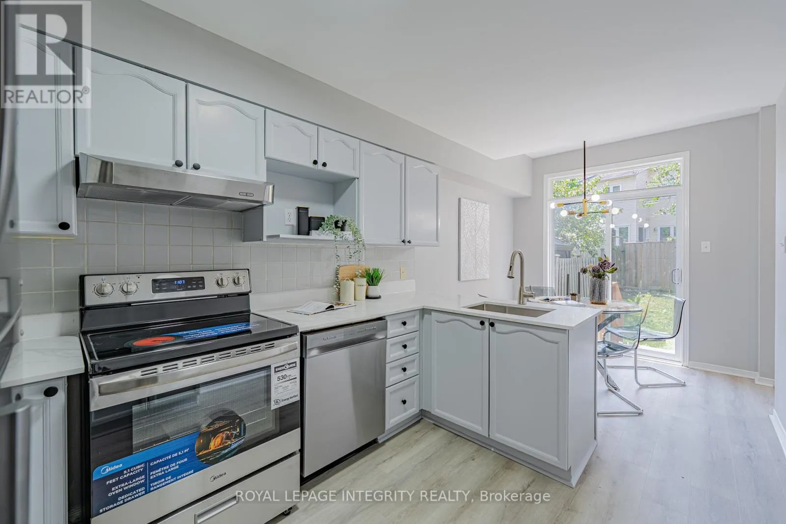 165 KINROSS PRIVATE