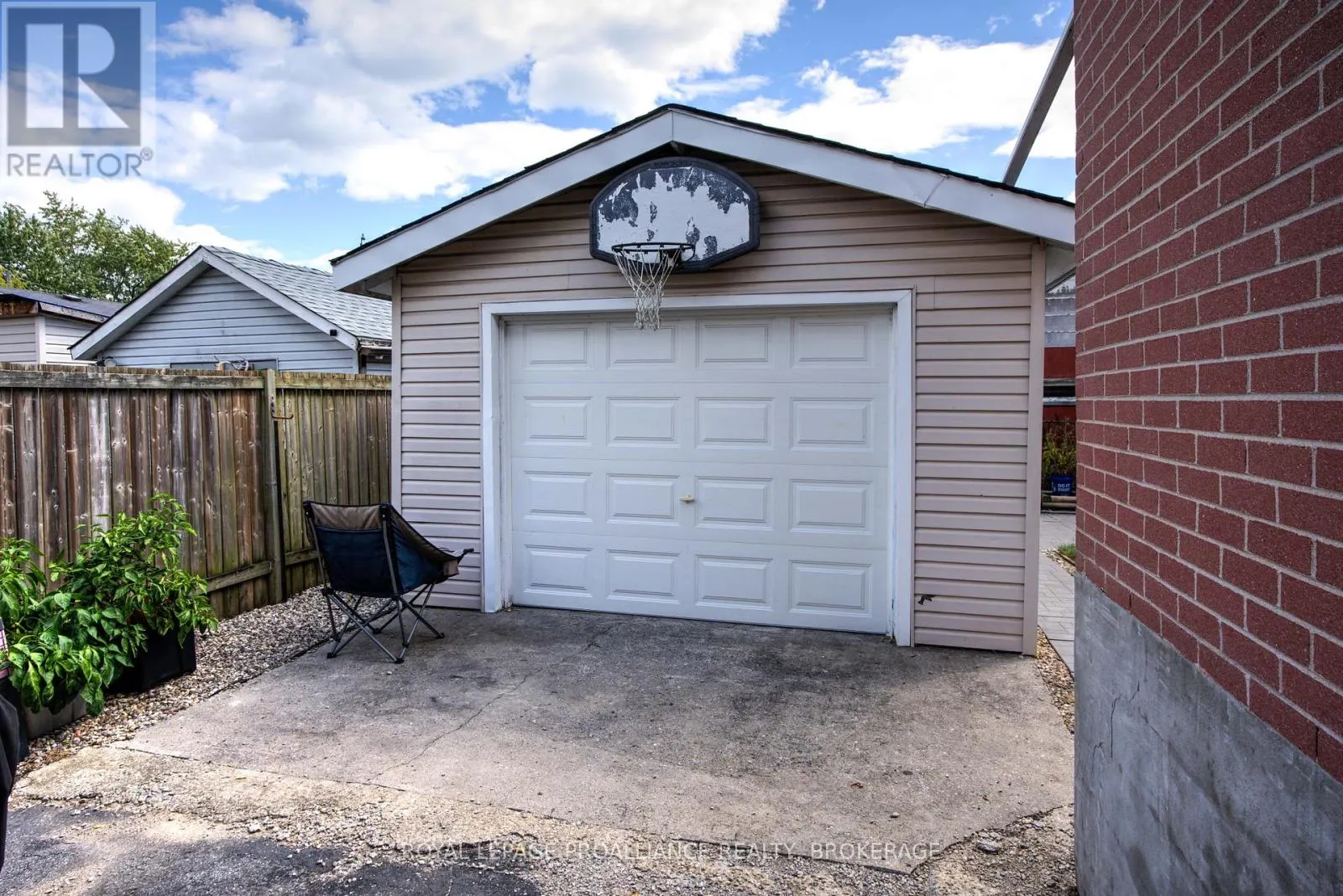 114 DRENNAN STREET