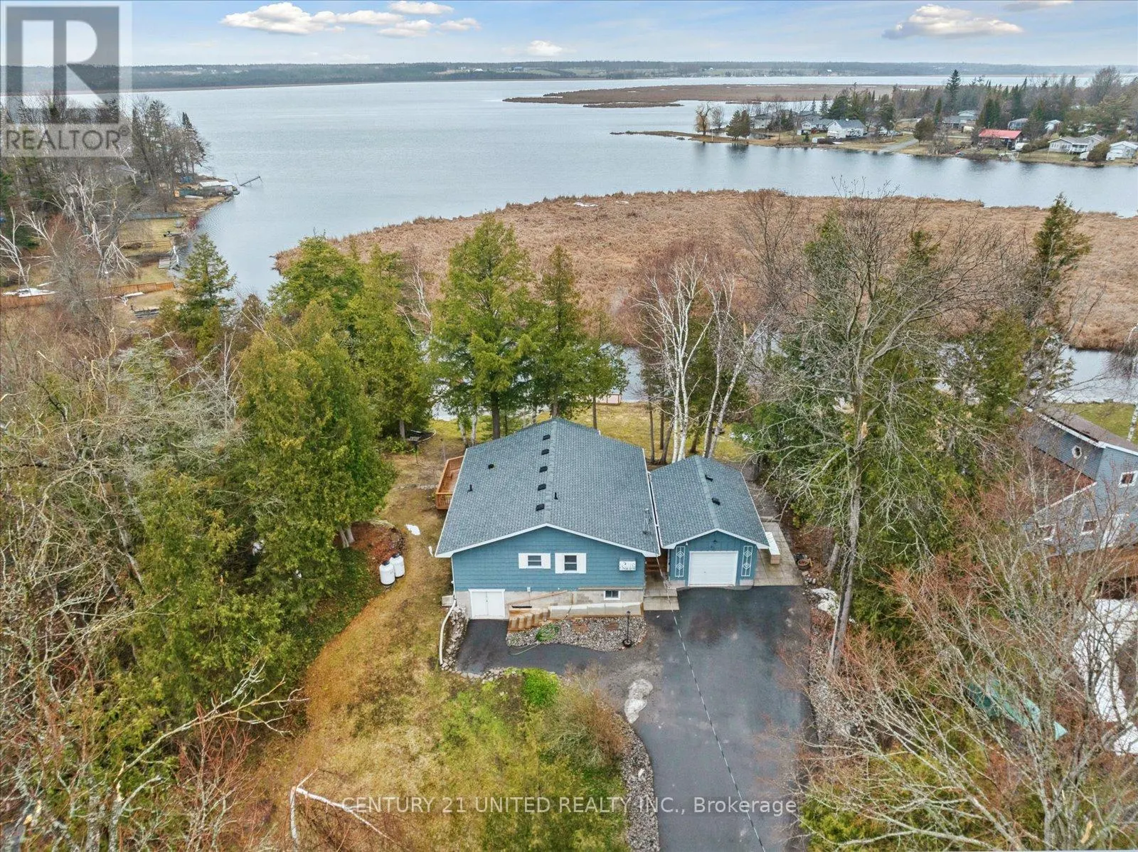 52 BIRCH POINT DRIVE