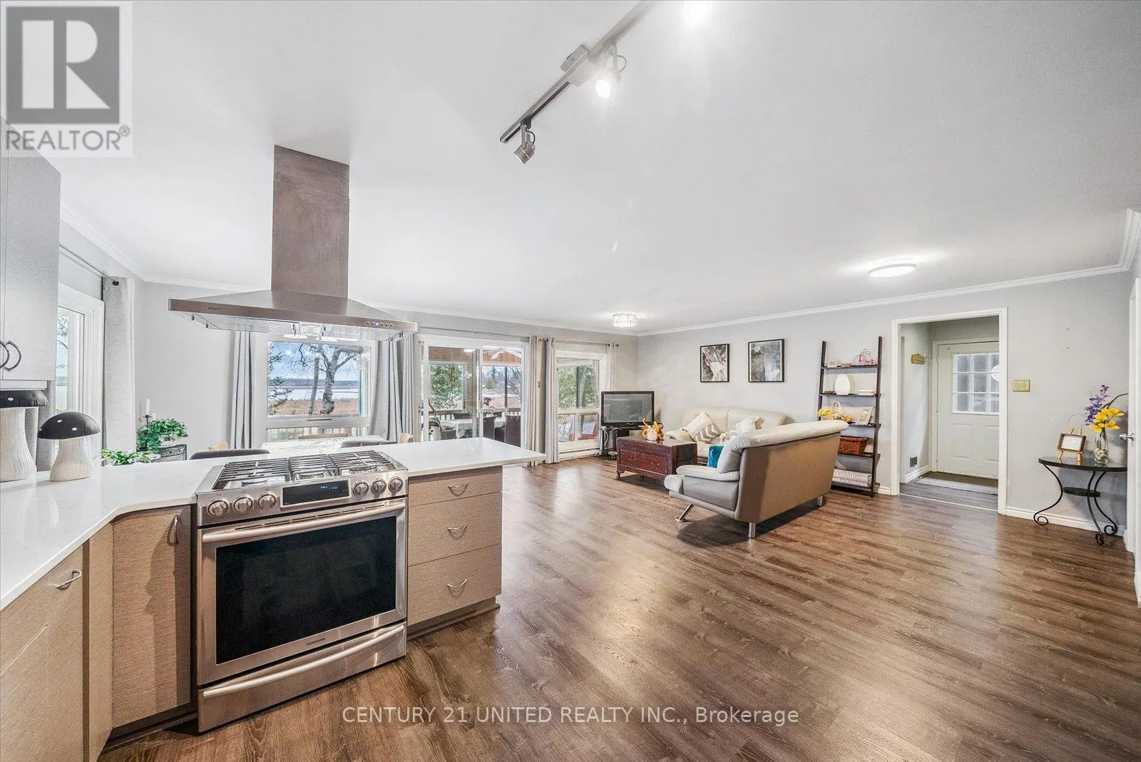 52 BIRCH POINT DRIVE