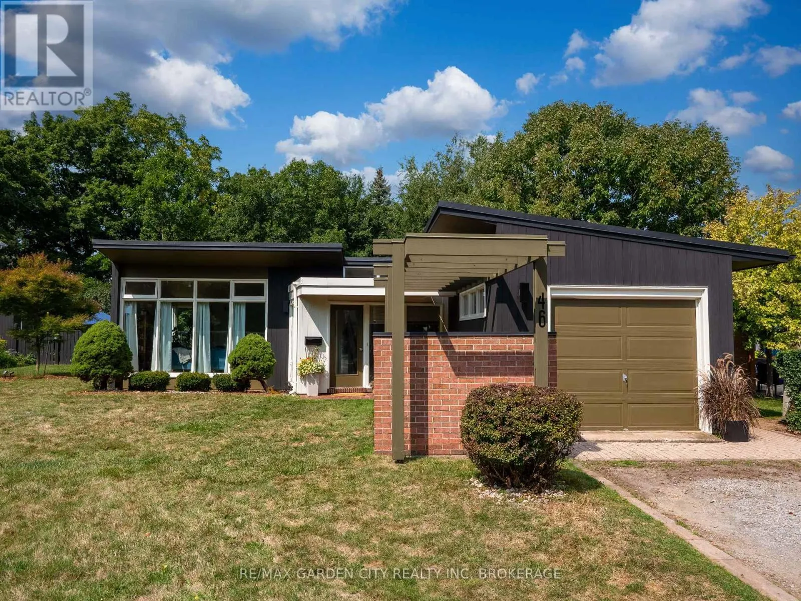 46 HENLEY DRIVE